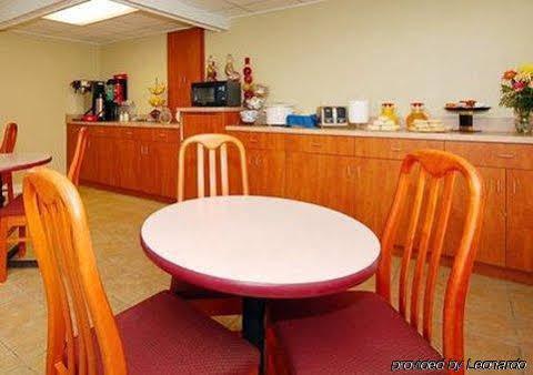 Rodeway Inn エフィングハム エクステリア 写真