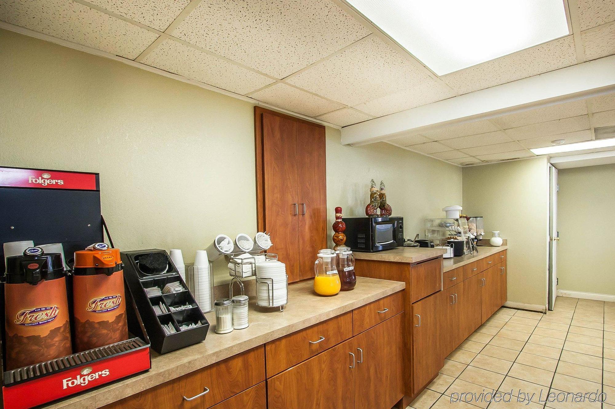 Rodeway Inn エフィングハム エクステリア 写真